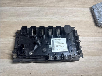 Calculator de bord pentru Camion Mercedes Frontmodul CONTINENTAL A0004462661: Foto 2