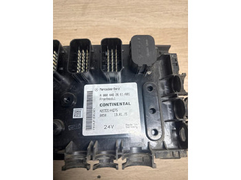 Calculator de bord pentru Camion Mercedes Frontmodul CONTINENTAL A0004462661: Foto 3