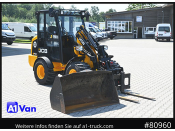 Încărcător frontal pe pneuri JCB 403