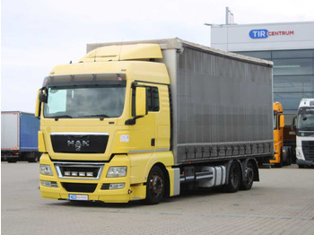 Camion cu prelată MAN TGX 24.440