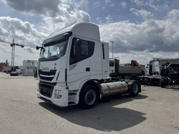 Cap tractor IVECO Stralis 460