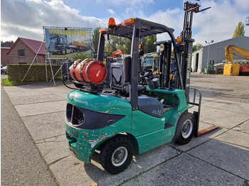 Stivuitor GPL Maximal Nissan Zhejiang 2.5 ton LPG LOW HOURS: Foto 4