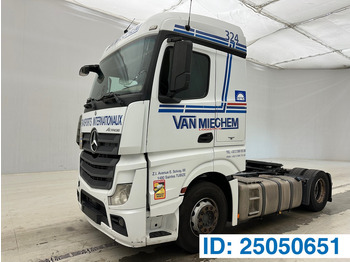 Cap tractor MERCEDES-BENZ Actros 1842