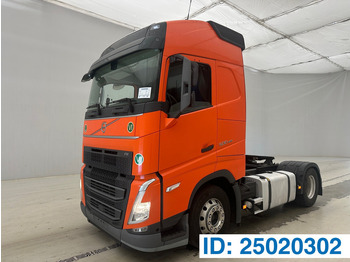 Cap tractor VOLVO FH 500