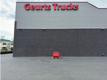 Macara pe senile LIEBHERR LTR 1100