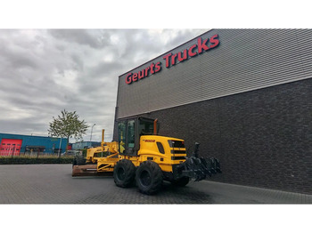 Autogreder New Holland RG 200 B MOTORGRADER + RIPPER FROM 2012 HOURS 4237: Foto 3 Autogreder New Holland RG 200 B MOTORGRADER + RIPPER FROM 2012 HOURS 4237: Foto 3