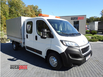 Autoutilitară cu platformă PEUGEOT Boxer