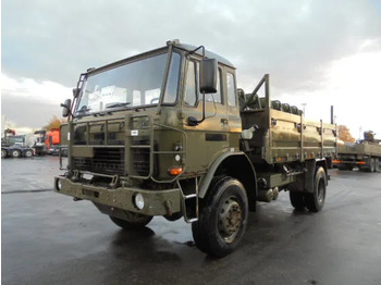 Camion platformă DAF