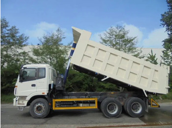 Camion basculantă FOTON