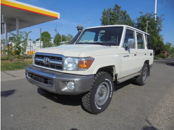Automobil TOYOTA Land Cruiser