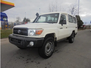 Automobil TOYOTA Land Cruiser