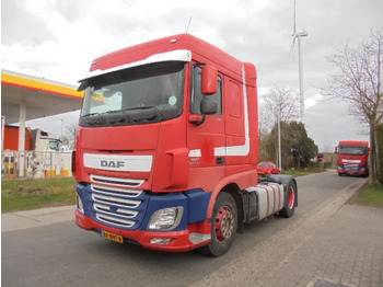 Cap tractor DAF XF 440