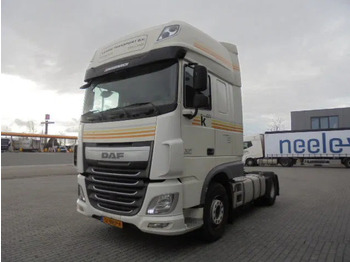 Cap tractor DAF XF 440