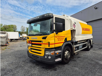 Camion cisternă SCANIA P 270
