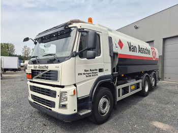Camion cisternă VOLVO FM 400