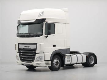 Cap tractor DAF XF 480