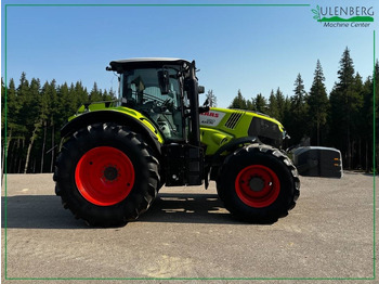 Tractor agricol CLAAS Axion 850
