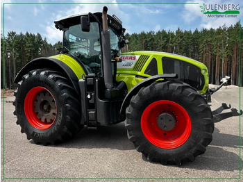 Tractor agricol CLAAS Axion 950