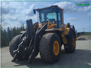 Încărcător frontal pe pneuri VOLVO L110G