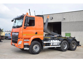 Camion cu cârlig DAF CF 460