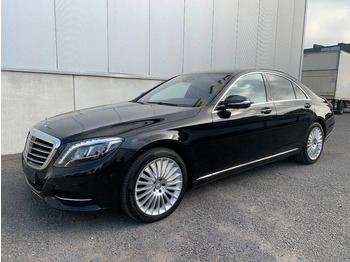 Berlină/ Sedan MERCEDES-BENZ