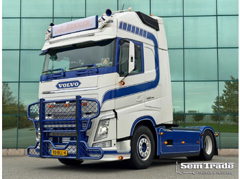 Cap tractor VOLVO FH 500
