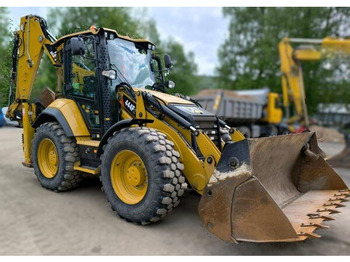 Buldoexcavator CATERPILLAR