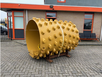 Cilindru compactor pentru asfalt CATERPILLAR CS12