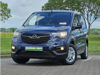 Autoutilitară compactă OPEL
