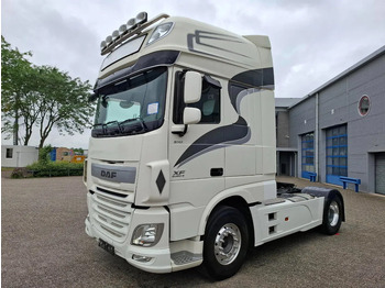 Cap tractor DAF XF 106 460