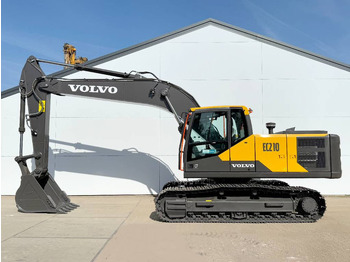 Excavator pe şenile VOLVO EC210
