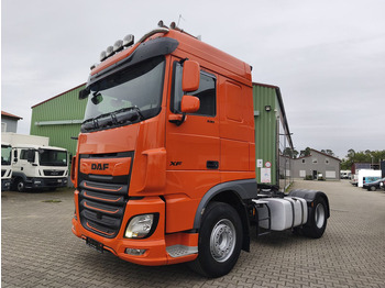 Cap tractor DAF XF 530