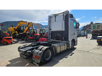 Cap tractor Mercedes-Benz Actros 1844 LS 4x2 tractor unit: Foto 5