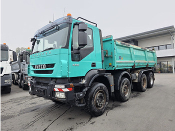 Camion basculantă IVECO Trakker