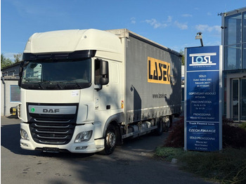 Camion cu prelată DAF XF 440