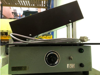 Mașină de îndosariat