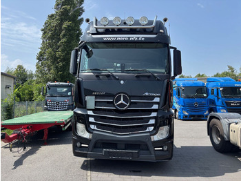 Cap tractor Mercedes-Benz Actros 1852 Giga Space/Alu Felgen/Retarder: Foto 2