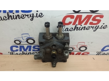 Transmisie pentru Tractor agricol Ford 40 Series 5640, 7740, 8340 Transmission Control Valve 82001430, 82006801: Foto 2