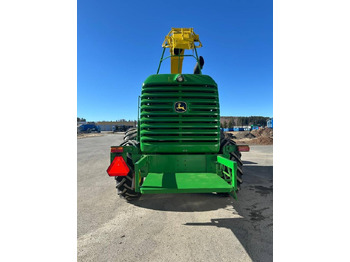 Combină de Recoltat Furaj John Deere 7200: Foto 4