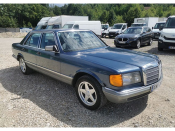 Berlină/ Sedan MERCEDES-BENZ