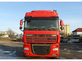 Cap tractor DAF XF 105 460