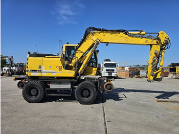 Excavator pe roţi LIEBHERR A900C ZW: Foto 4