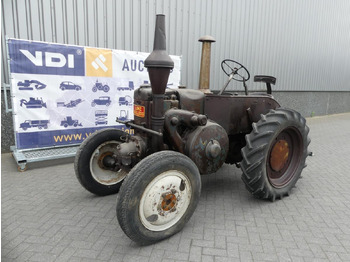 Tractor agricol LANZ BULLDOG
