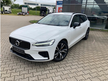 Automobil VOLVO