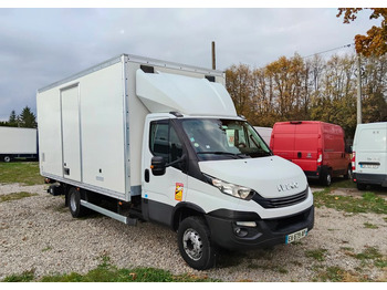 Camion furgon IVECO Daily