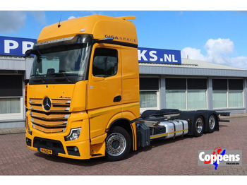 Camion şasiu MERCEDES-BENZ Actros 2642