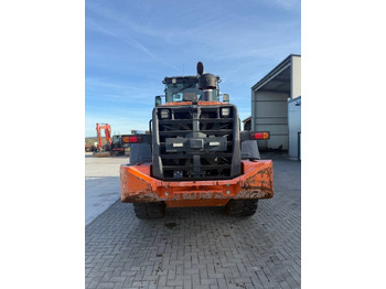 Încărcător frontal pe pneuri Hitachi ZW 180-6: Foto 4