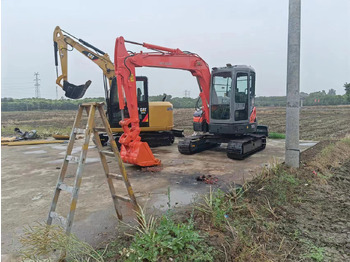 Mini excavator HITACHI ZX55: Foto 2