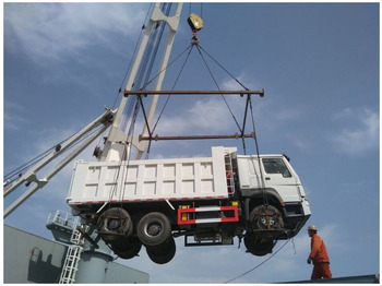 Camion cisternă HOWO 6X4 WATER TANK TRUCK HIGH QUALITY 290HP/336HP / 371HP Tipper: Foto 3