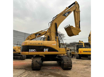 Excavator pe şenile CATERPILLAR 320CL